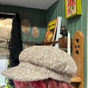 Super soft Griege newsboy newsie cabbie hat cap Y2K style bratz Lizzie mcguire